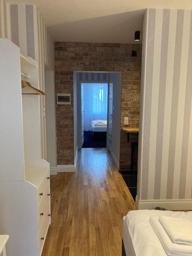 W Starym Porcie - Apartament - 2 Sypialnie Криница Морска Екстериор снимка